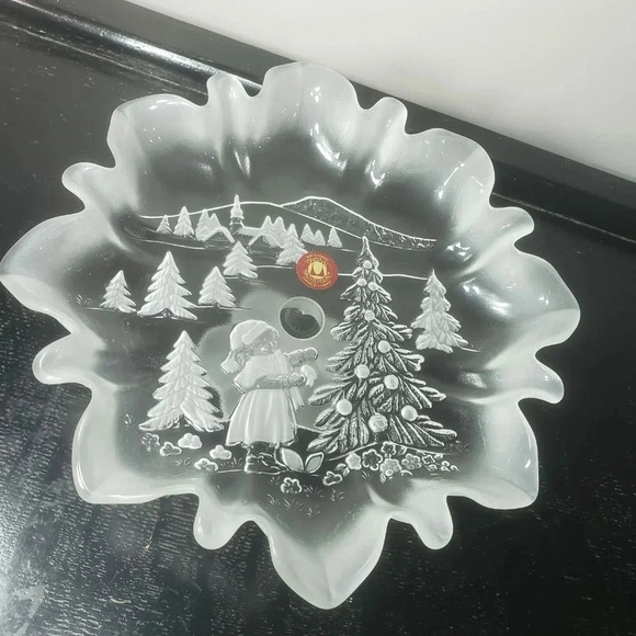 Original Waltherglas Frosted/Clear Glass Plate on Pedestal Winter  Christmas. - Picture 4 of 7